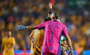 La roja a Nahuel llegó al 103' de acción. (Foto: Mexsport)