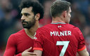 Mohamed Salah y James Milner, jugadores del Liverpool. (Reuters)