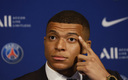 Mbappé en una conferencia de prensa. (Reuters)