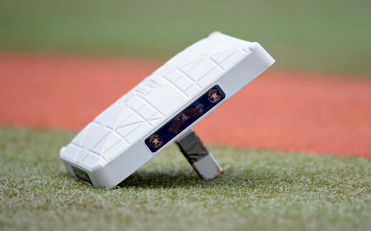 ¿De qué están hechas las bases de béisbol?