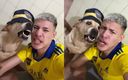 El influencer le cantó a Boca junto a su perro. (Capturas)
