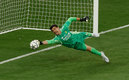El belga llegó al balón | Reuters