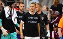 Walker Zimmerman (25), de Nashville, porta la playera con el mensaje contra la violencia. Foto: Reuters