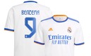 La playera blanca es la de lujo