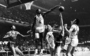 Bill Russell (Captura de Twitter Be A Better Coach).
