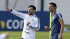 Messi y Scaloni en un entrenamiento de Argentina (AFP)
