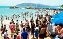 En el mes de junio hay varios  fines de semana largos y días de descansos (EFE)
