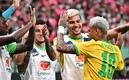 Neymar se lució con un doblete ante los asiáticos. FOTO: AFP.