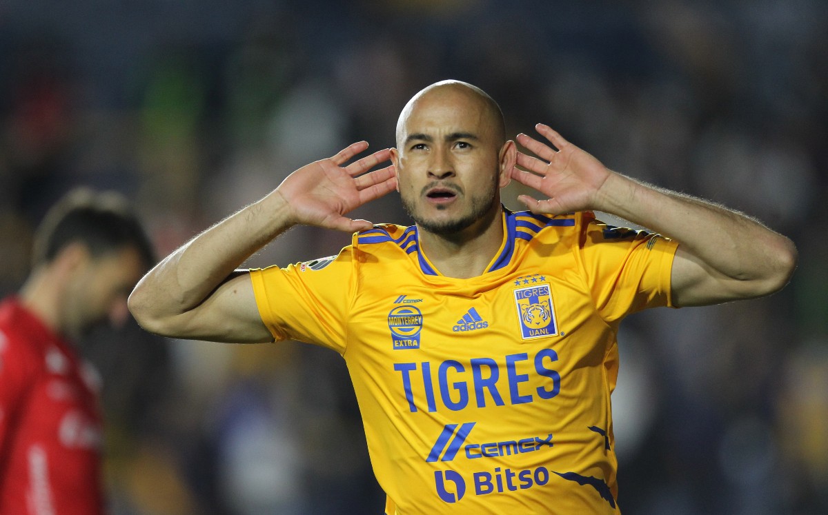 Carlos González reportó con los felinos. (FOTO: Imago7)