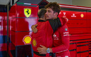Leclerc, al borde  de las lágrimas. (Foto: Ferrari)