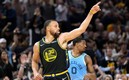 Stephen Curry  anotó 30 puntos / AFP
