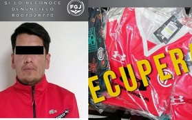César "N" tenía en su poder 23 playeras del Toluca de las que fueron hurtadas. FOTO: @FiscaliaEdomex