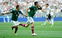 Lozano festejó en grande su gol, valedero para el triunfo /Imago 7