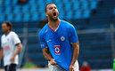 Emanuel Villa con la playera del Cruz Azul (Mexsport)