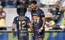 Juan Dinenno y César "Chino" Huerta anotaron los goles ante América en Chicago. Foto: Mexsport