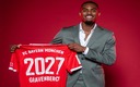 Gravenberch terminaba contrato en 2023 con el Ajax. (@OliverKahn)