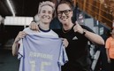Rapinoe recibió el jersey de Tigres Femenil. (Foto: Tigres Femenil)