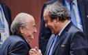 Michel Platini y Sepp Blatter eran juzgados por fraude (AFP)