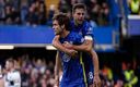 Azpilicueta y Marcos Alonso. (AP)