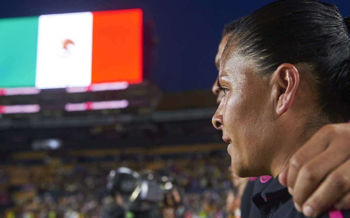 Mónica Vergara fue abucheada en el Volcán. (Foto: Mexsport)