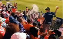 El hombre fue agredido mientras celebraba | Captura