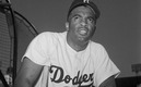 Jackie Robinson, primer pelotero de raza negra en la MLB. (Foto: AP)