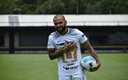 Dani Alves fue presentado como nuevo jugador de Pumas este sábado. (mediotiempo)