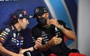 Sergio "Checo" Pérez y Lewis Hamilton | AFP