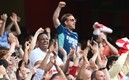 Aficionados de la Premier League (Captura de Twitter Premier League).
