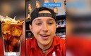 El joven se ha hecho famoso por compartir en sus redes las promociones del Oxxo.