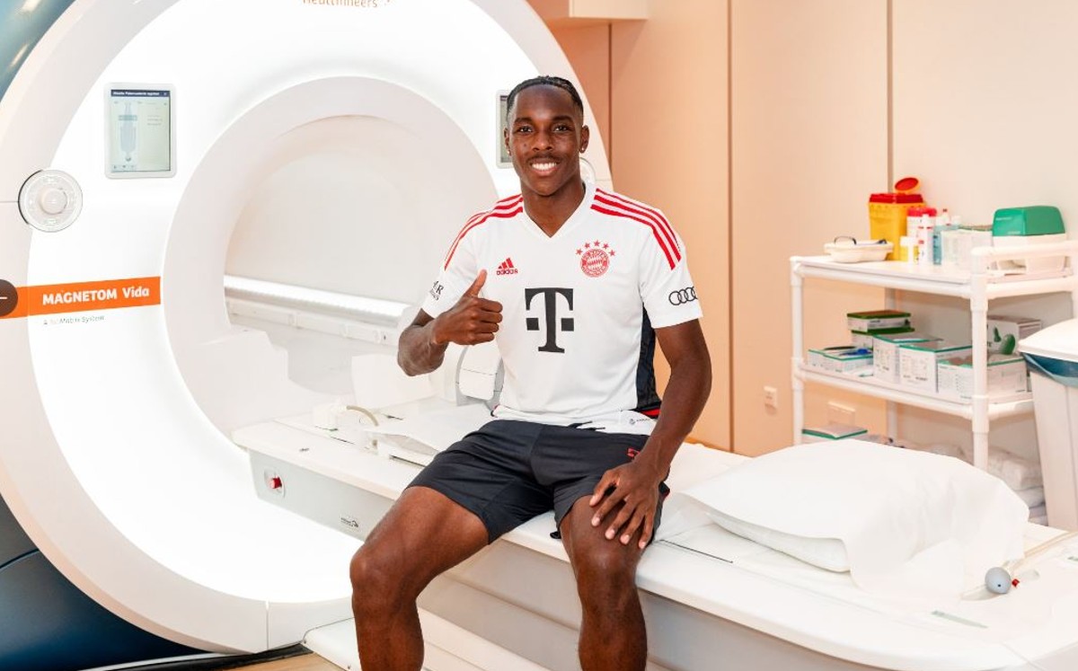 OFICIAL: Mathys Tel, joya francesa, nuevo jugador del Bayern Múnich