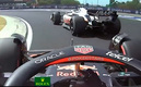 Checo Pérez le pintó el dedo a Schumacher. (Captura)