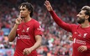 Alexander-Arnold mandó a callar a los aficionados rivales tras su golazo ante el City. Foto: AFP