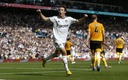 Aaronson celebrando el segundo tanto del Leeds. (Reuters)