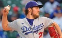 Trevor Bauer fue suspendido por dos años de MLB. (AFP)