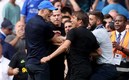 Thomas Tüchel y Antonio Conte, cerca de los golpes tras el partido. (Reuters)