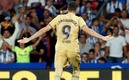 Lewandowski celebrando su primer gol con la camiseta del Barcelona. (EFE)