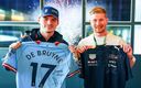 Verstappen y De Bruyne. (@f1)