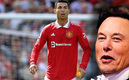 Elon Musk publicó en Twitter que comprará al Manchester United, donde juega CR7. (Reuters)