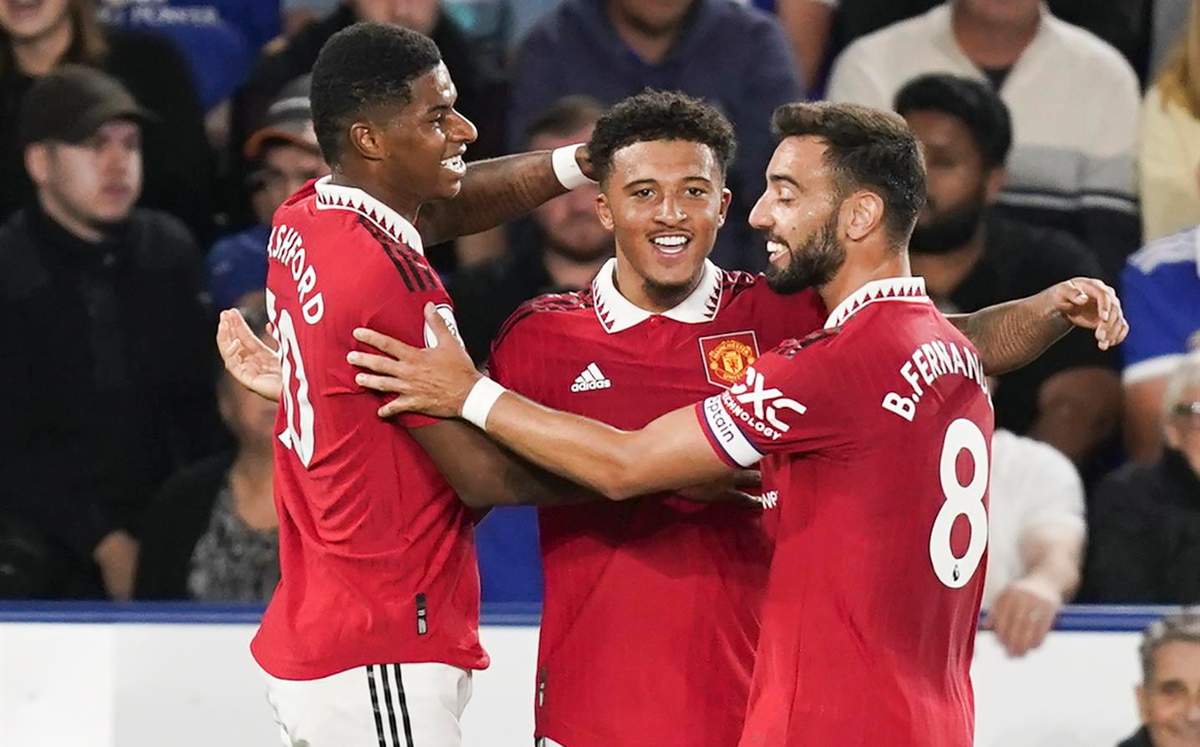 Manchester United derrotó 1-0 al Leicester (EFE)