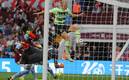 Erling Haaland se mantiene como máximo goleador en la Premier League (AFP)