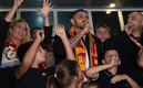 Icardi llegó con Wanda Nara y sus hijos | Twitter @GalatasaraySK