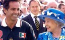 Carlos Gracida, junto a Isabel II | gracidapolo.com