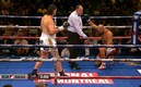 Newfel Ouatah se arrodilló con solo dos segundos de la pelea en marcha. (Imagen de ESPN)
