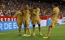 Gavi, Eric García, Dembélé y Pedri celebrando un gol del Barcelona. (Reuters)