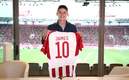 James Rodríguez fue presentado por el Olympiacos (Twitter @olympiacosfc)