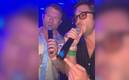 Canelo y Diego Boneta celebraron en un karaoke en Las Vegas (Foto: Captura)