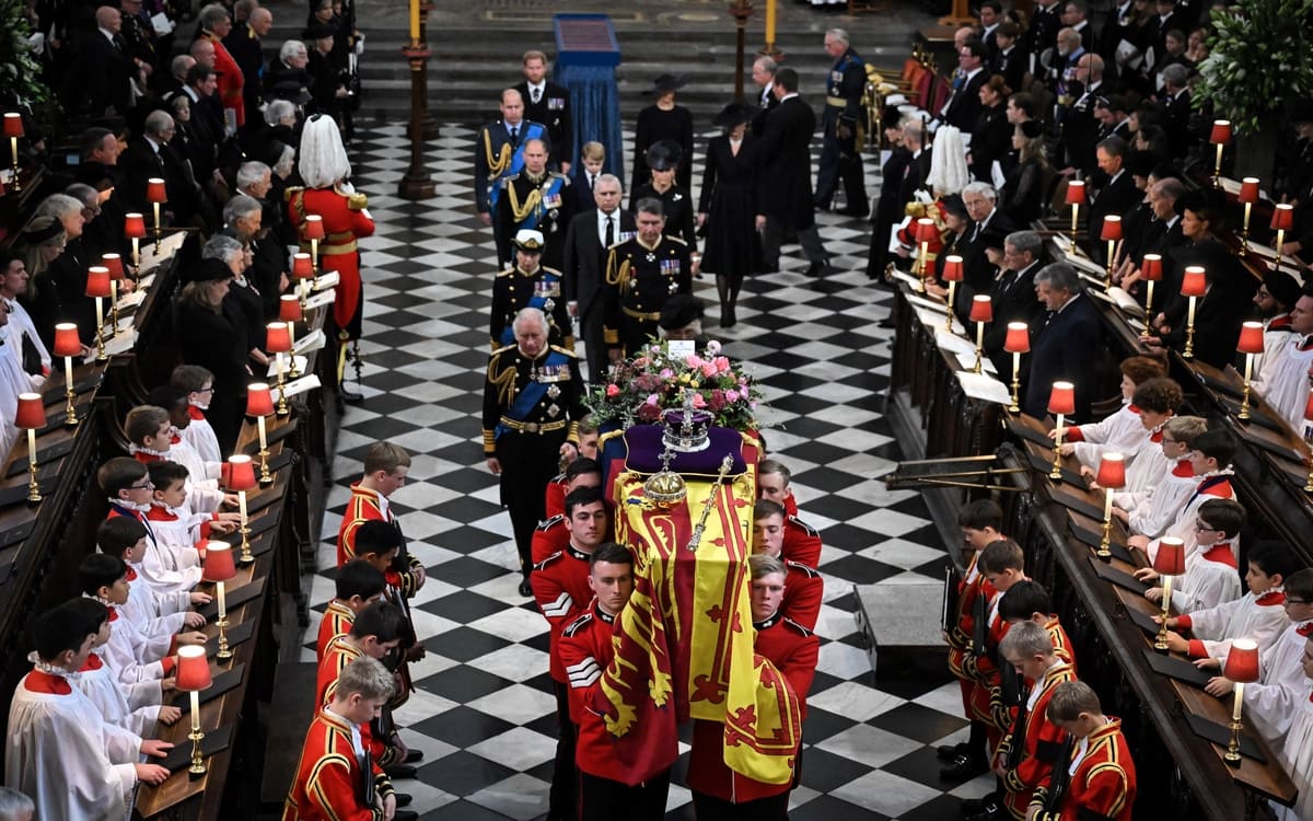 El funeral en la Abadía de Windsor. (AFP)