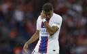 Mbappé vuelve a estar en el ojo del huracán. (Reuters)