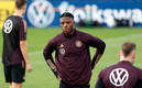 Bella Kotchap entrenando con Alemania. (FOTO: Reuters)